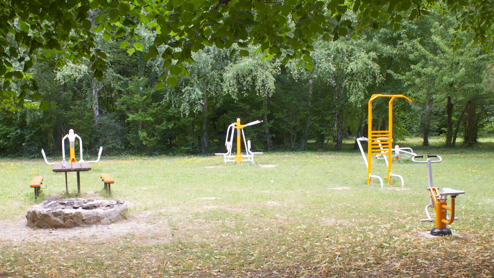 Outdoor-Fitness-Park in Keszthely auf dem Campus