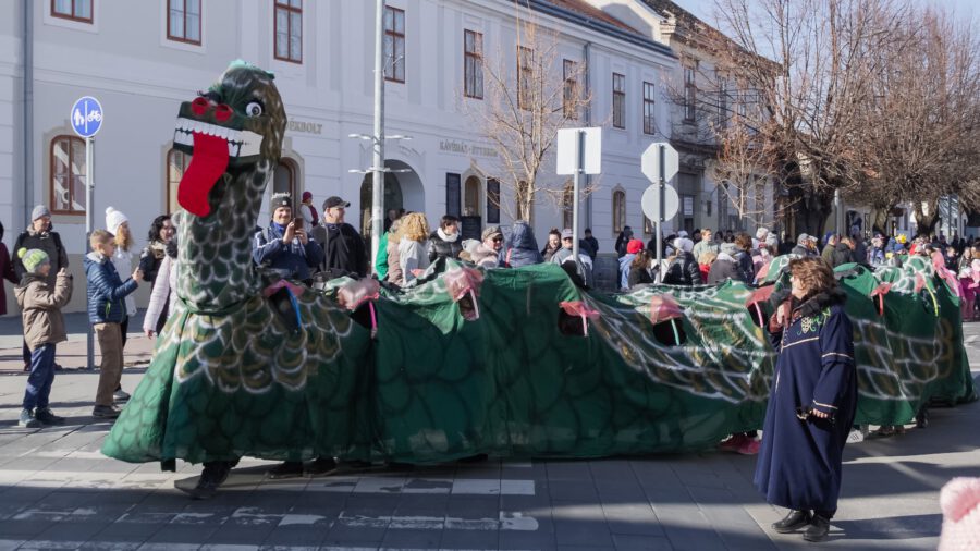 Aberhunderte Maskierte werden am Samstag in Keszthely erwartet